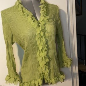 ❤️ Light Green Blouse